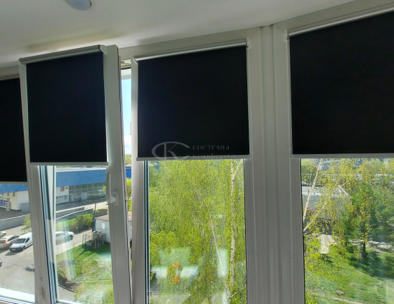 Портфолио Жалюзи на пластиковые окна без сверления