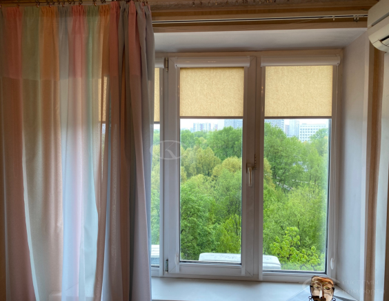 Портфолио Жалюзи на пластиковые окна без сверления