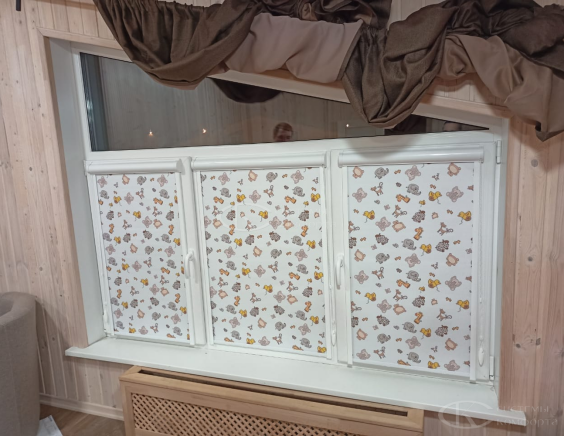 Портфолио Жалюзи на пластиковые окна без сверления