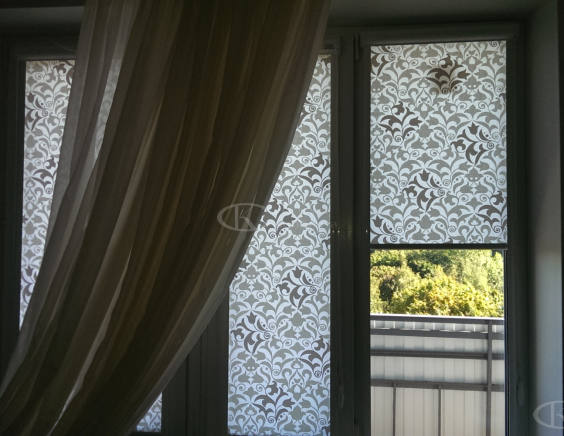 Портфолио Жалюзи на пластиковые окна без сверления