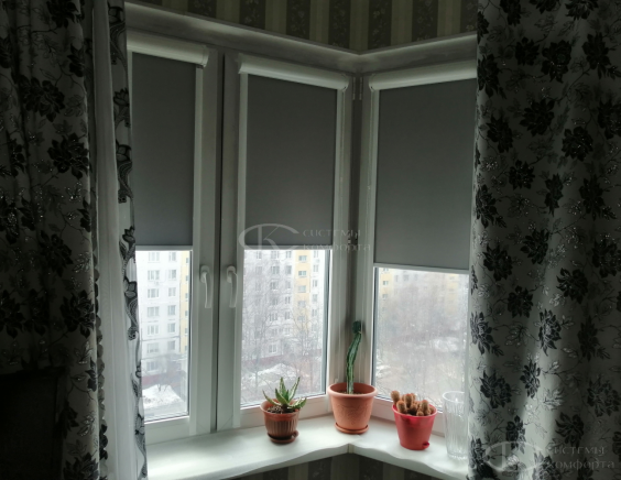 Портфолио Жалюзи на пластиковые окна без сверления