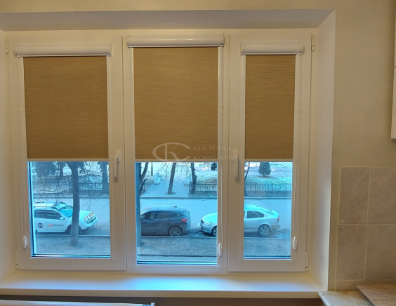 Портфолио Жалюзи на пластиковые окна без сверления